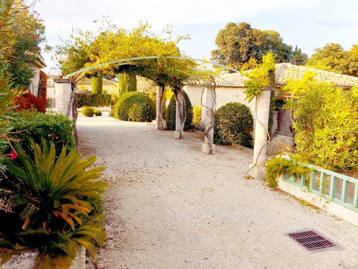 Le Mazet De Lola Villa Saint-Rémy-de-Provence Eksteriør billede